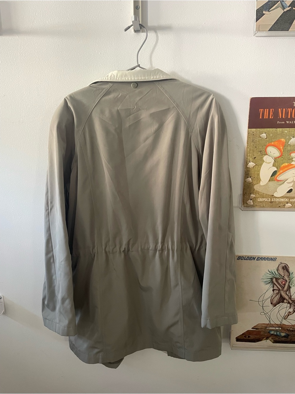 Liz Claiborne Light Gray Trench Coat with Off-White Trim - Picture 9 of 9